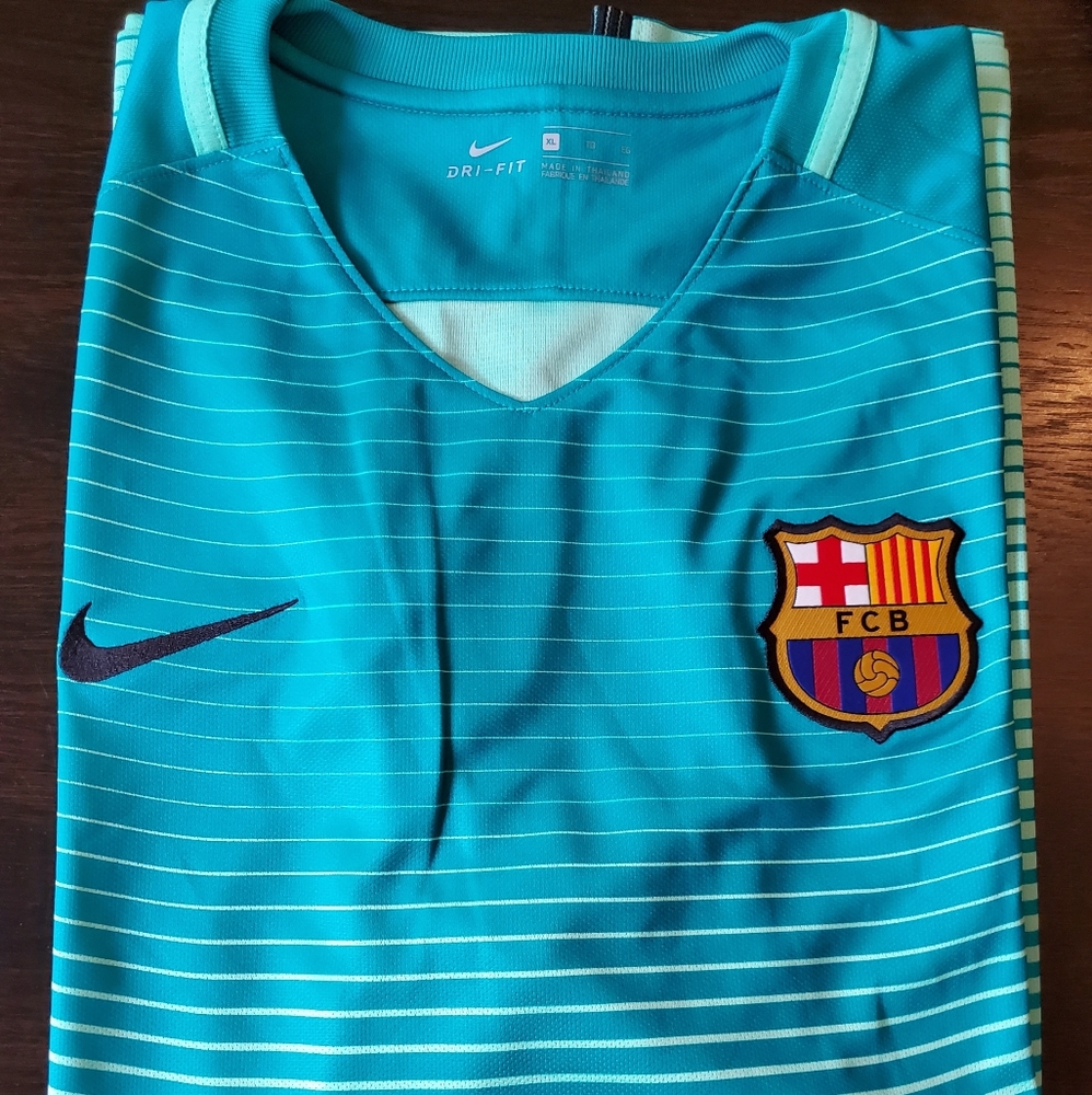 FC Barcelona mens third soccer jersey 2016/17